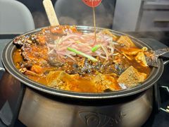 -辣尚瘾·烤鱼·新川菜(牡丹园直营店)