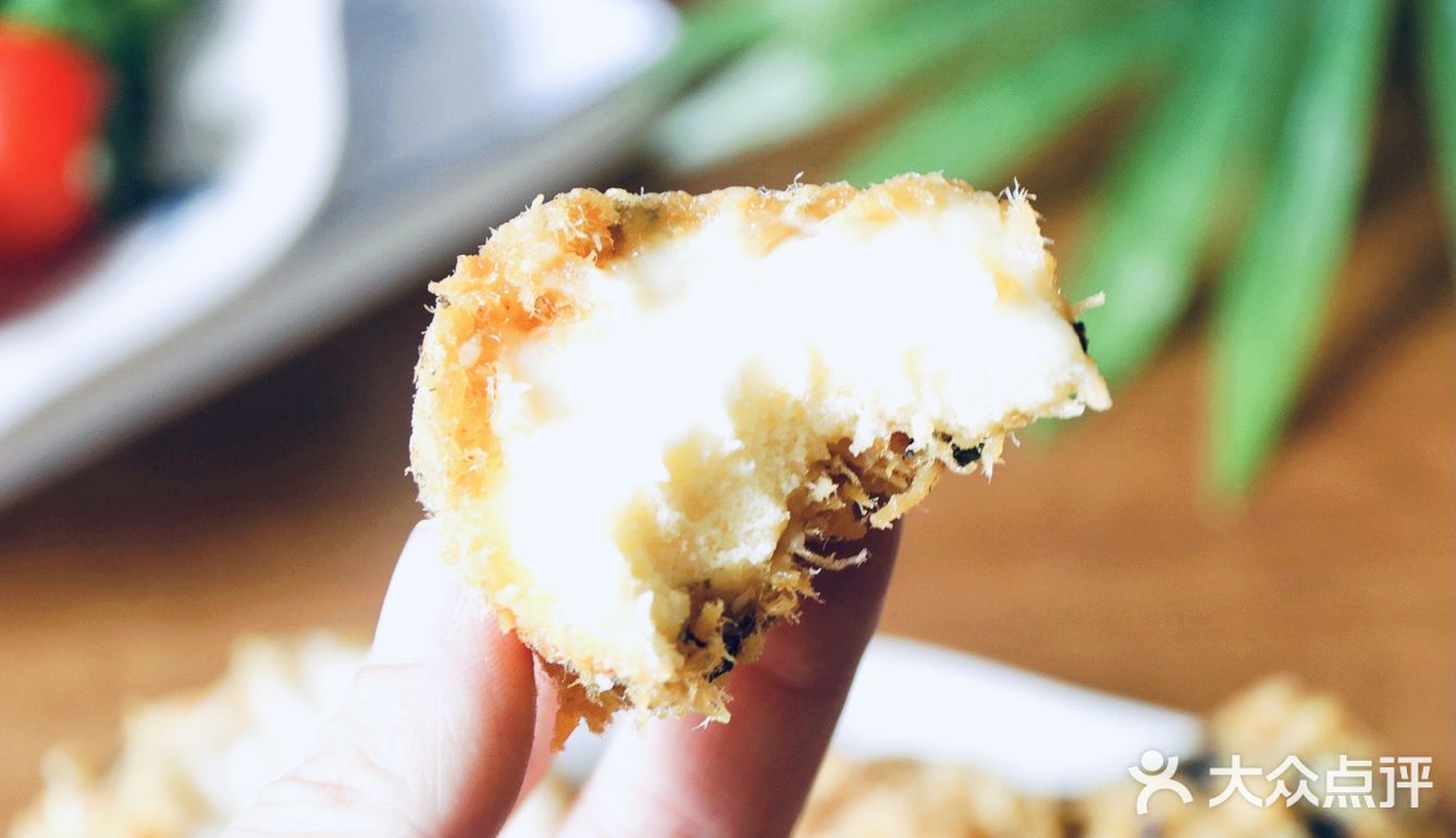 肉松和沙拉酱真的绝，搭配在一起太上头啦