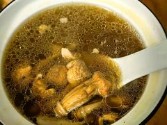 松茸鸡汤-玉滋補
