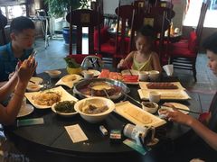 -小天鹅火锅·一线江景洪鼎旗舰店(洪崖洞店)