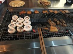 -马路牙子地桌烤肉(工体店)