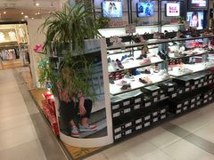 -百丽国际童鞋(泉屋百货店)