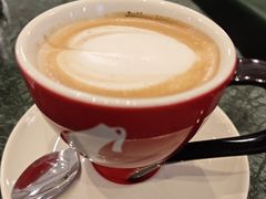 -东湖宾馆金玫瑰酒吧