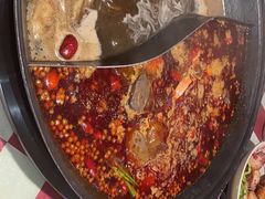 -赵美丽重庆火锅(西安直营总店)