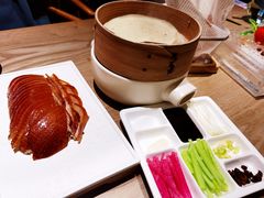 酥不腻烤鸭-小大董·烤鸭(凤凰汇店)