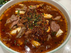 -犇逸·乐山跷脚牛肉·四川现炒(览海店)