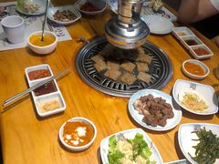 -唯成•韩国炭火烤肉 유성고기