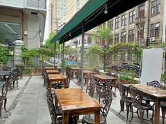 露天位-巴厘龙虾·榜首油焖大虾(洞庭·艺术洋房店)