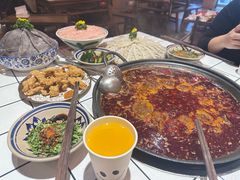 -旧街市鲜货老火锅(大光路店)