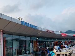 -亚龙湾中心广场