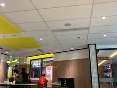 大堂-麦当劳(百联西郊购物中心店)
