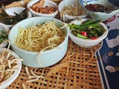 -包整·丝娃娃(甲秀楼景观店)
