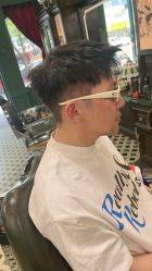 -海文先生国潮烫染男士理发馆