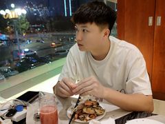 -东方红海鲜百汇(国际大厦店)