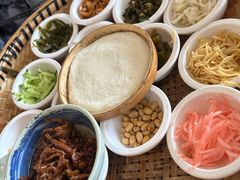 -包整·丝娃娃(一览甲秀楼风景店)