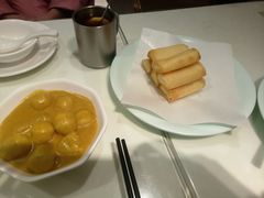 w街头咖喱鱼蛋-新大咀港式茶餐厅(宝山万达店)