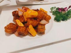 菠萝咕咾肉-十六台·经典广东菜(德外大街店)