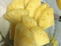 -上海龙吴水胜海发市场