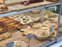 -焙丽拾光(麦凯乐直营店)