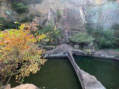 -伍山石窟