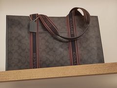 -COACH蔻驰(赛特奥特莱斯店)