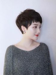 -侨治发型