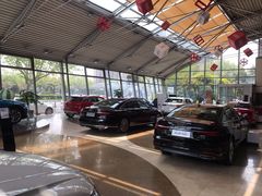 -上海永达奥迪4S店(张杨路店)