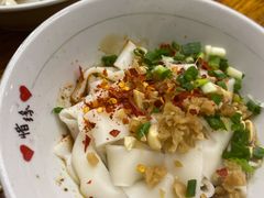 葱油拌粉-盟重烧烤(东瓜山创始店)