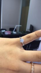 -威德钻石-克拉钻大本营(南京东路店)