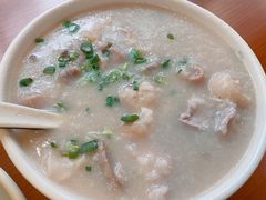 -洲心明记烧肉大粥