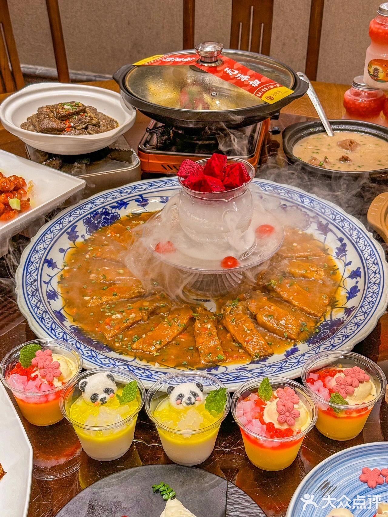来武汉吃这家菜，好处真多呀