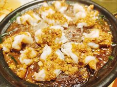 -老码头黑皮肘子锅包肉(赣水路店)