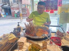 -鼎伙伙火锅串串·10年品牌传承(白象居总店)