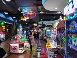 -菲菲羊乐园(临平银泰城店)