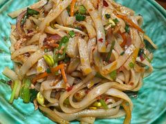 -包整·丝娃娃(一览甲秀楼风景店)