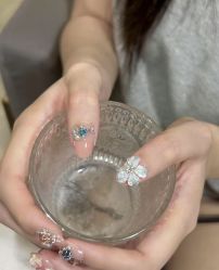 -屿晴·科技美肤SPA美甲美睫