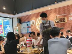 大堂-木屋烧烤(岗顶二店)
