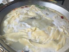 -颜氏双江清水鱼一养身火锅(磁器口店)