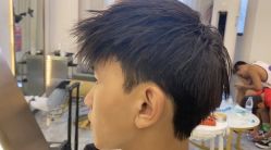 -V8潮牌·接发烫染连锁