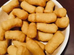 -洞庭洲·防空洞火锅·烧烤·铜锅涮肉(新百广场店)