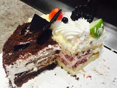 -皇冠幸福里动物奶油生日蛋糕(汉口北店)