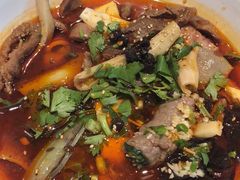 -成都你六姐·牛肉冒菜(城市集市合生汇店)