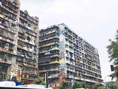 -黄桷坪涂鸦艺术街