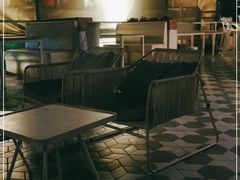 -The ROOF (通盈中心店)