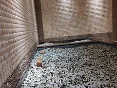 -尚源温泉水汇