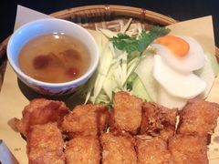 -大头虾越式风味餐厅(光明广场店)