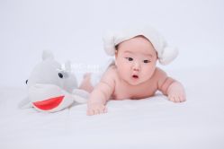 -憨大叔摄影馆80店连锁(诸暨店)