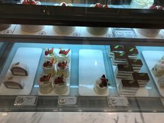 -花花卷卷·鲜食蛋糕(静安久光百货店)