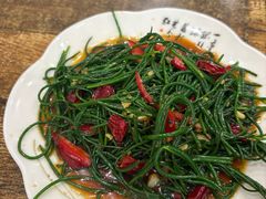 -老钟家烤羊排·敦伊阁清真餐厅胡羊焖饼