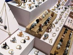 -光海书局(南京东路第一百货店)